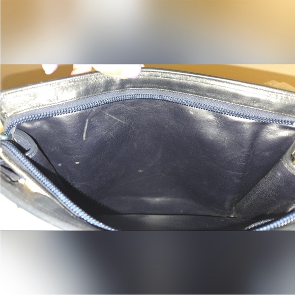 Givenchy Black Toiletry Bag with Signature Design - Picture 7 of 8